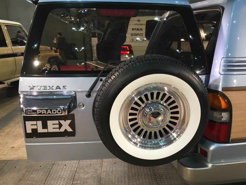 Illustration for article titled This Custom Toyota Prado 'Texas Edition' Is The Wood Paneling Look Done Right